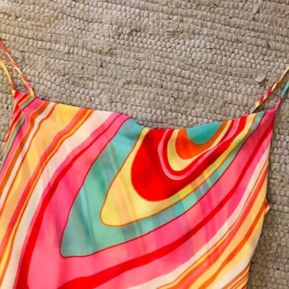 Fun  Multi colored summer dress Size 6 - Picture 2 of 7